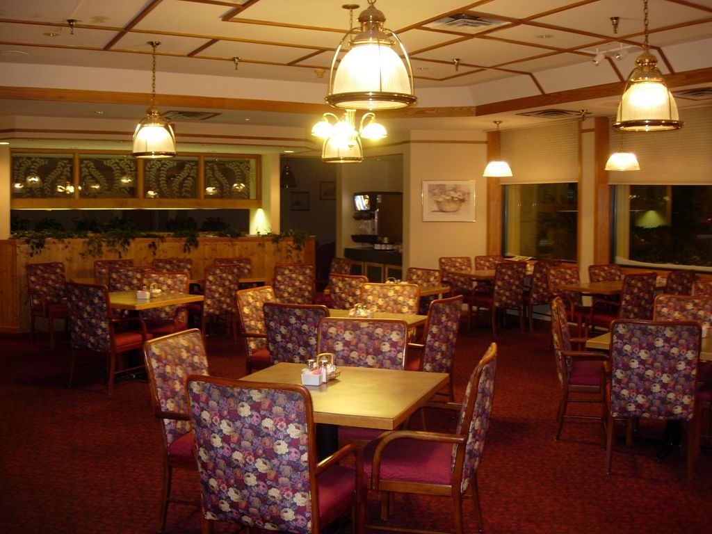 Travelodge By Wyndham Gaylord Restoran foto